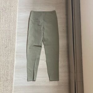 MATE the Label Cropped Light Green Leggings